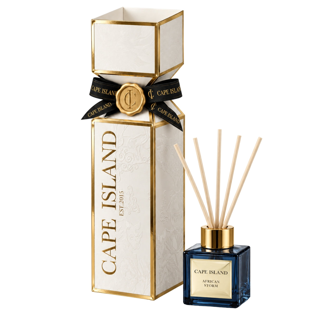 Cape Island White Christmas Cracker with Mini Diffuser