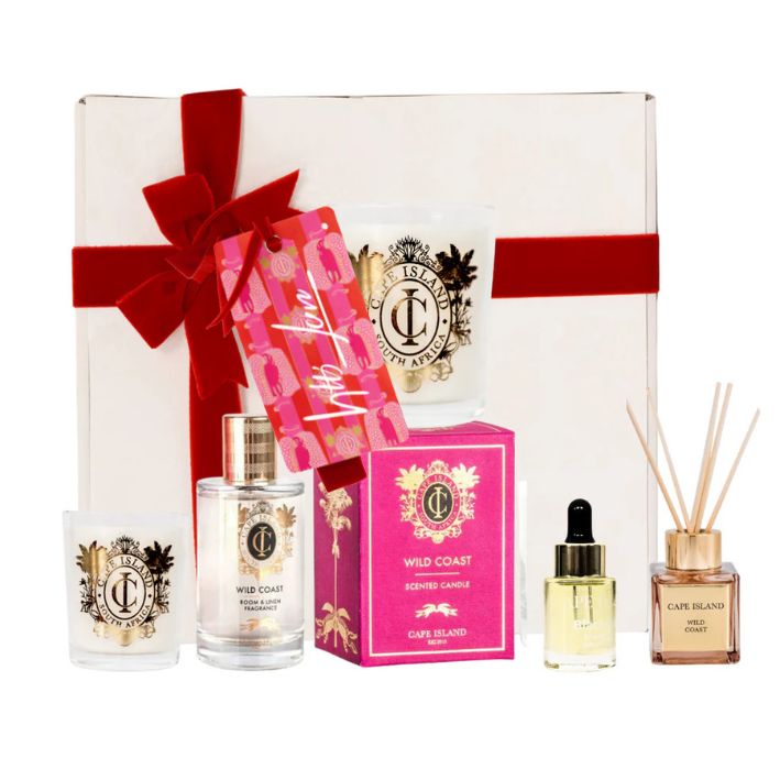 GRANDE GIFT: Wild Coast Medium candle; Roomspray 100ml, 50ml unboxed Diffuser, mini candle & 15m Fragrance Oil